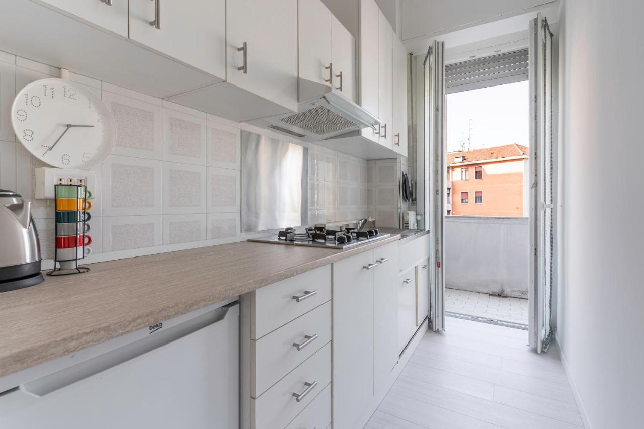 Sebino18 - Design Apartment Suite Milan Extérieur photo