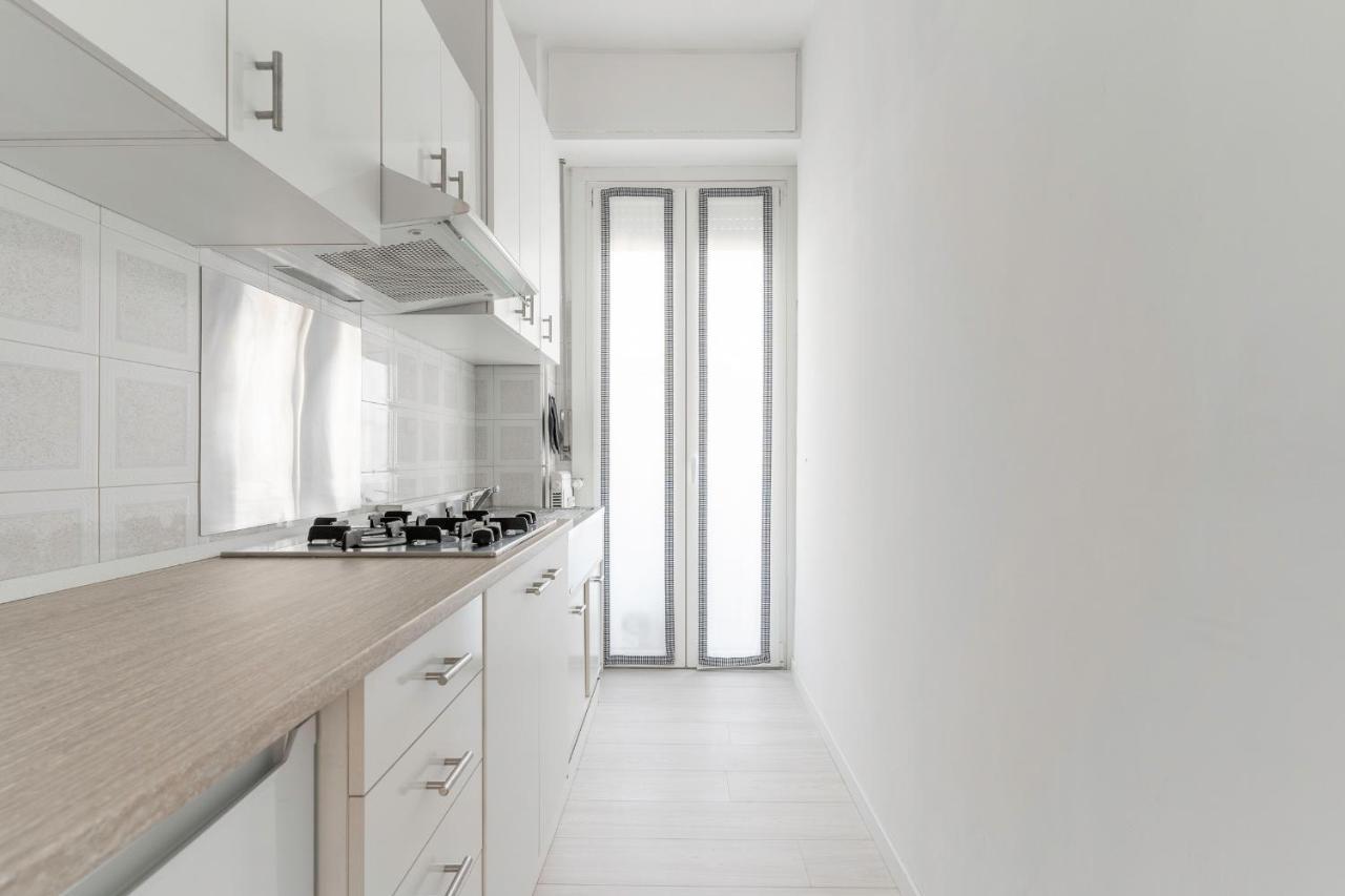 Sebino18 - Design Apartment Suite Milan Extérieur photo